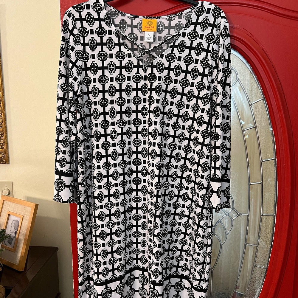 Ruby Rd. black and white dress